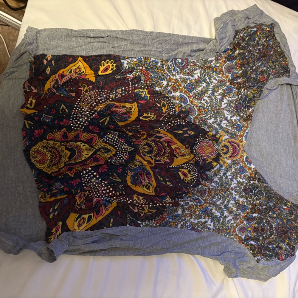 Desigual Short Sleeve Top - Gray and Multicolor Paisley